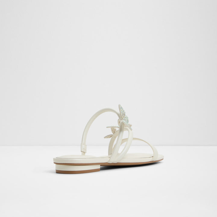 Sandálias rasas em branco - FLYHIGH