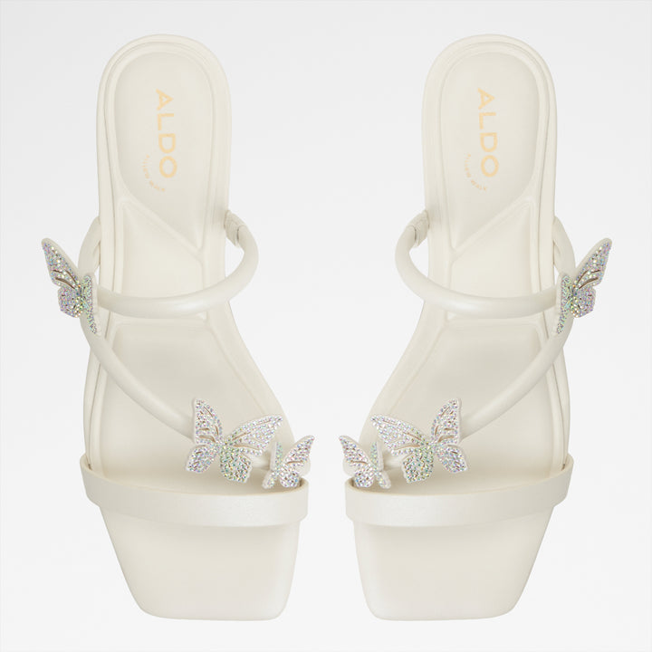 Sandálias rasas em branco - FLYHIGH