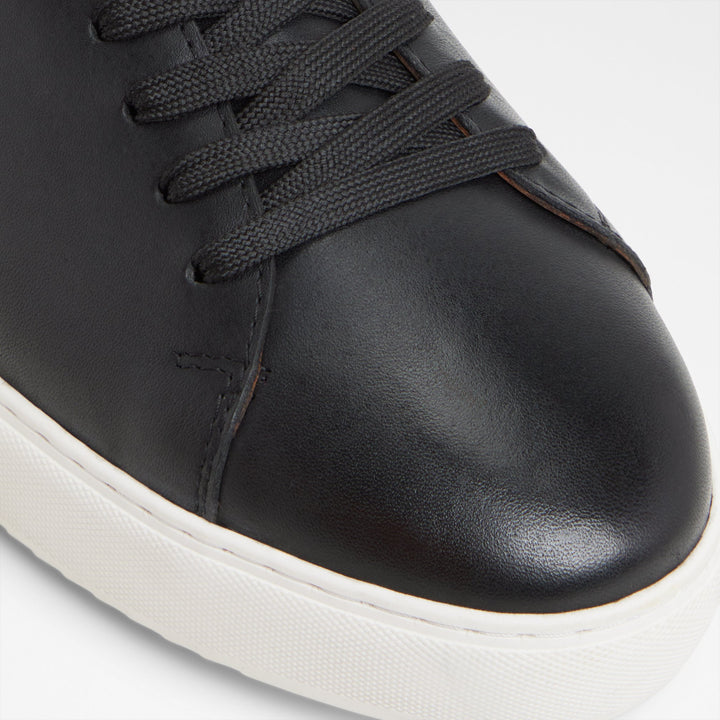 Sapatilhas em pele preto - FONZO