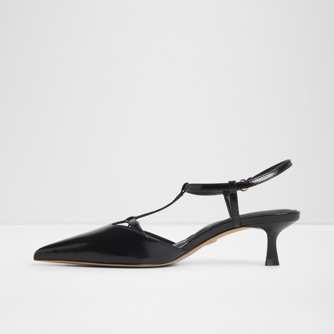 Sapatos em preto, salto fino - GALATRIX