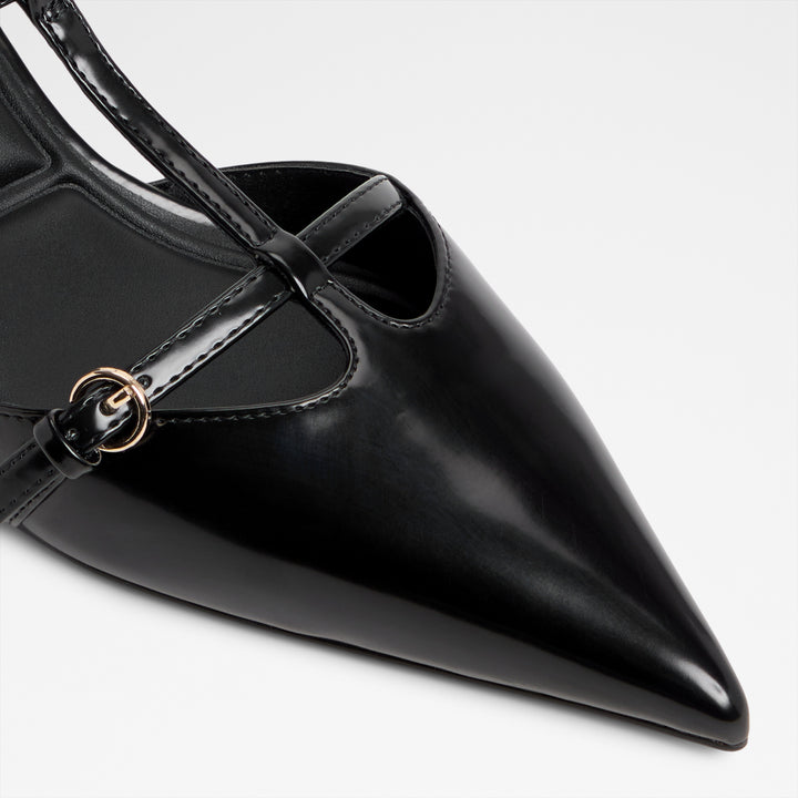 Sapatos em preto, salto fino - GALATRIX