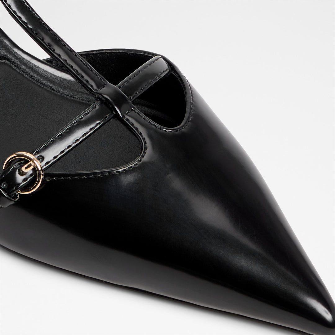 Sapatos em preto, salto fino - GALATRIX