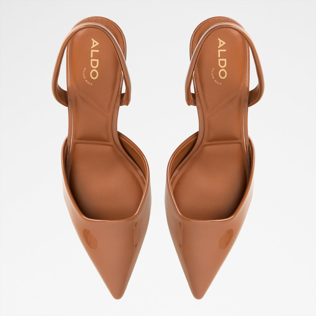 Sapatos em verniz cognac, salto em funil - GAVEDESSI