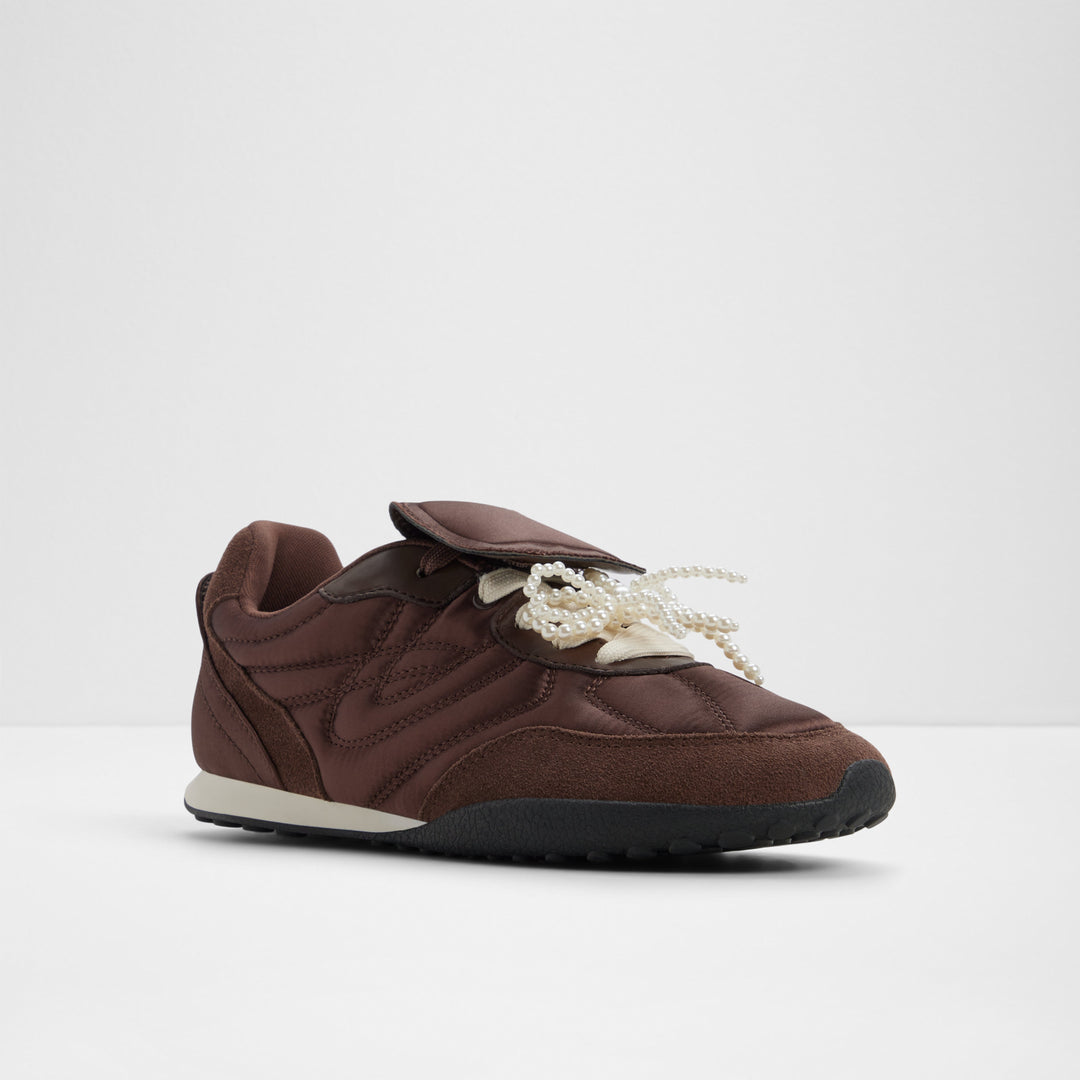 Sapatilhas rasas em castanho - GIALDAN