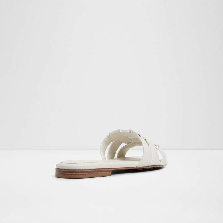 Sandálias rasas em pele branco - GOTOSANDAL