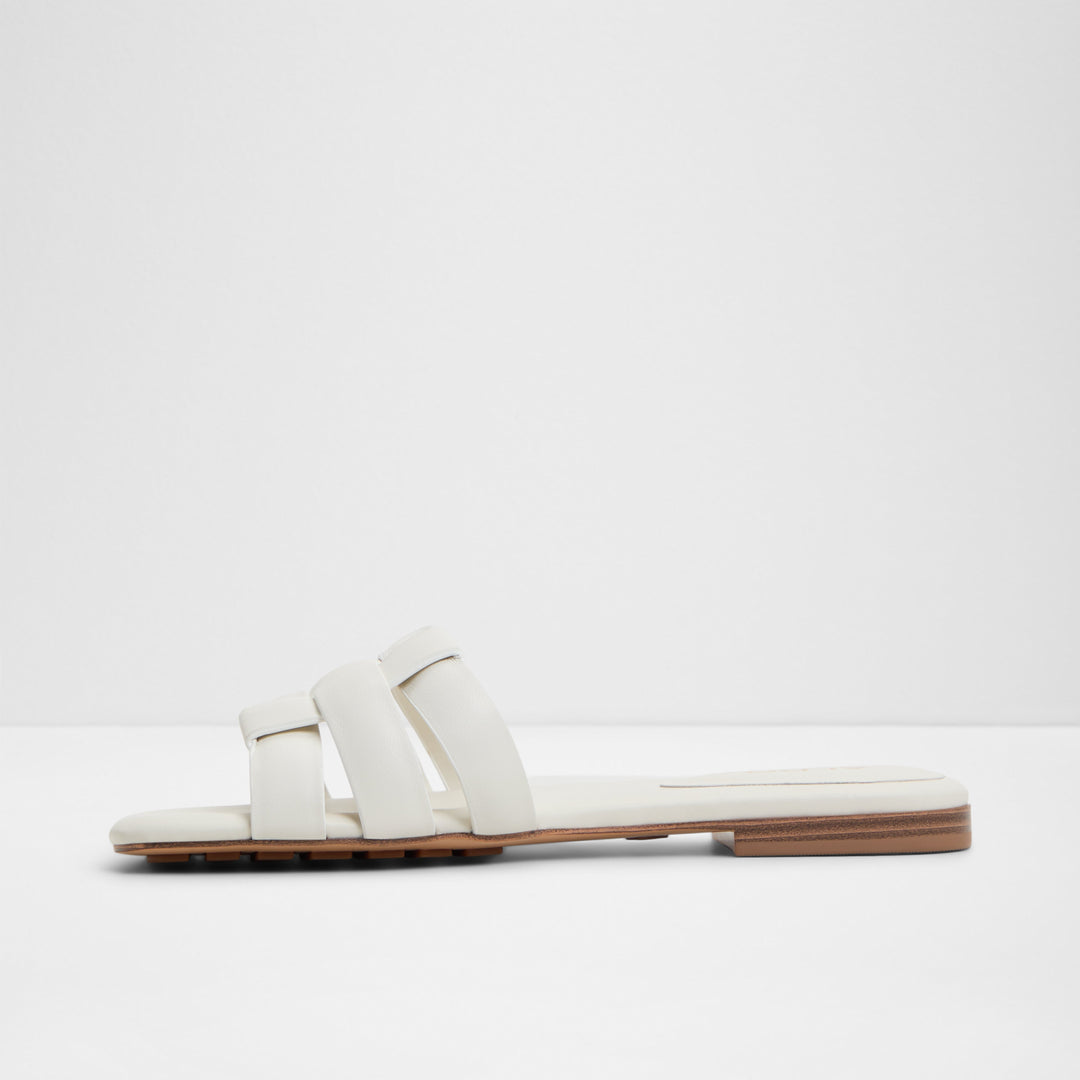 Sandálias rasas em pele branco - GOTOSANDAL