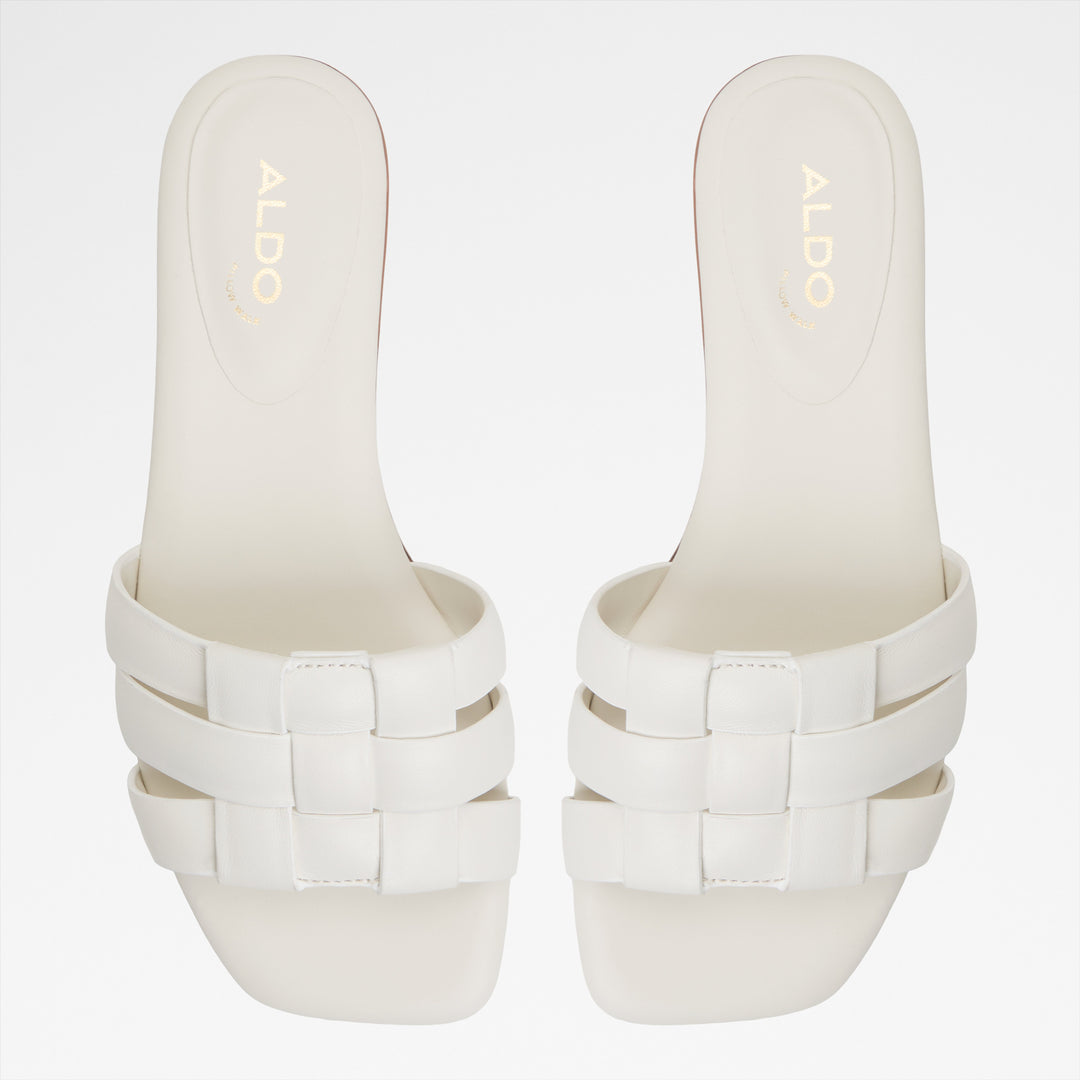 Sandálias rasas em pele branco - GOTOSANDAL