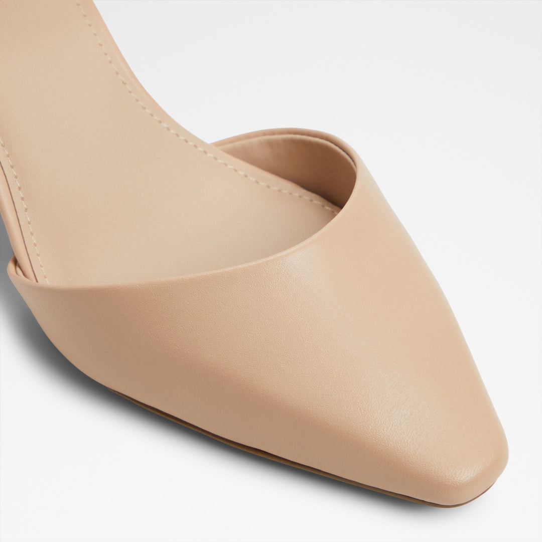 Sapatos em bege, salto em bloco - GRARWEN