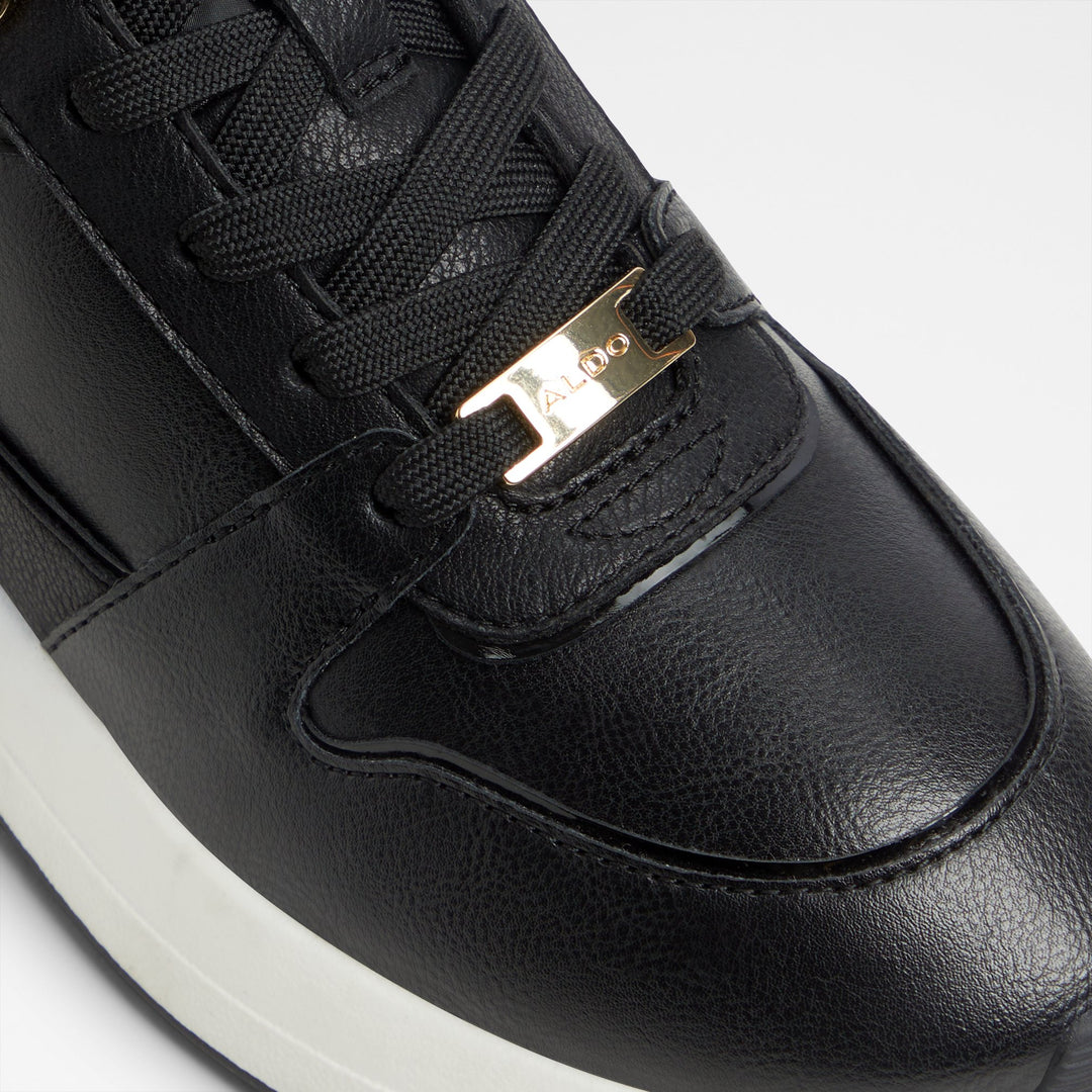 Sapatilhas rasas em preto - GUMTREE