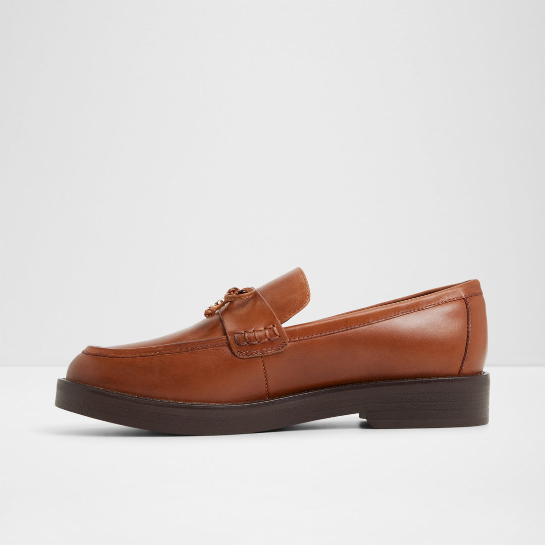 Mocassins rasos em pele cognac - GWAJAR