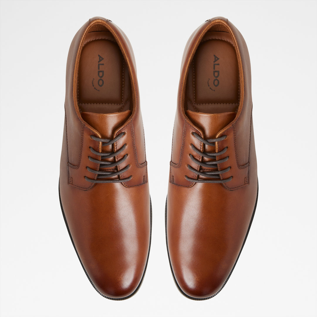 Sapatos clássicos em pele cognac - HANFORDDA-IN