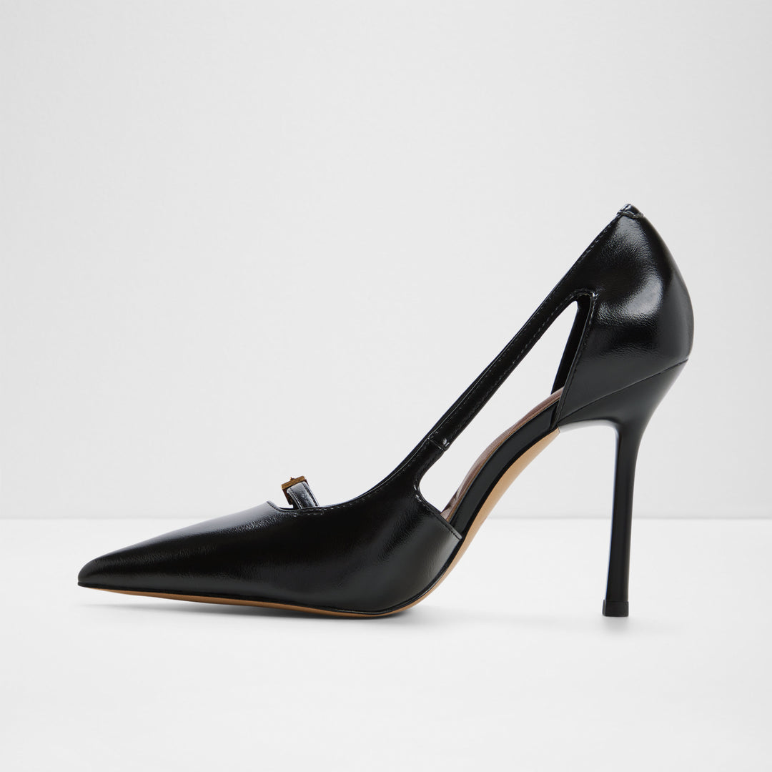 Sapatos em preto, salto fino - HERBEY