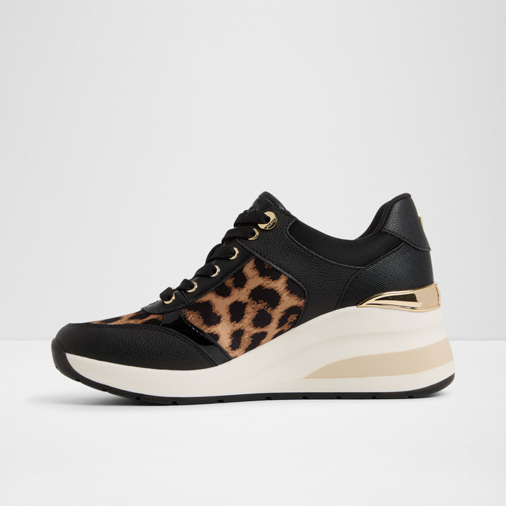 Sapatilhas de cunha em preto - ICONISTEP