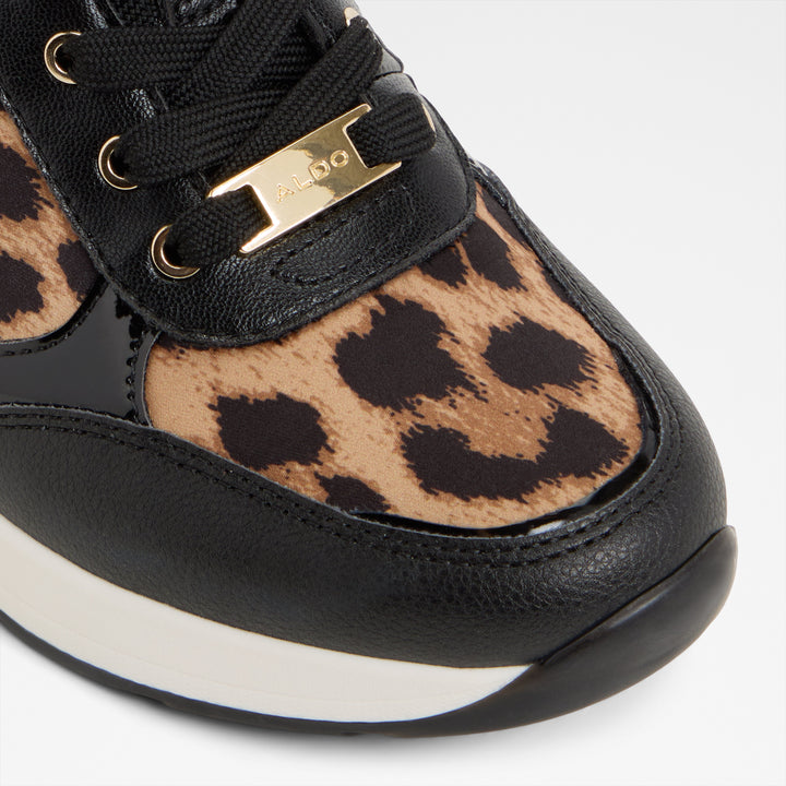 Sapatilhas de cunha em preto - ICONISTEP