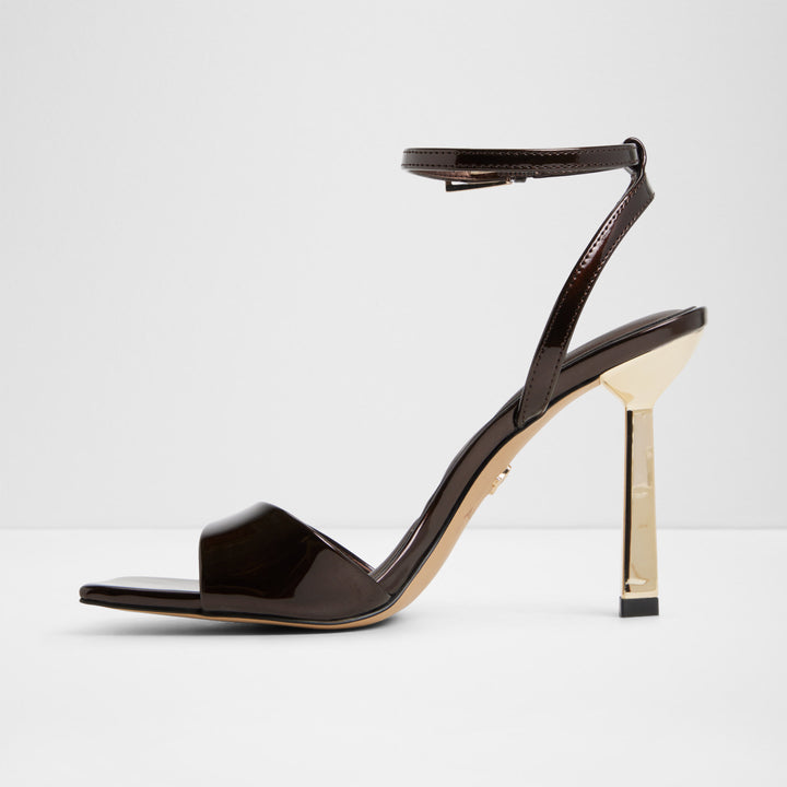 Sandálias em castanho, salto fino - ILLUSTRIOUS