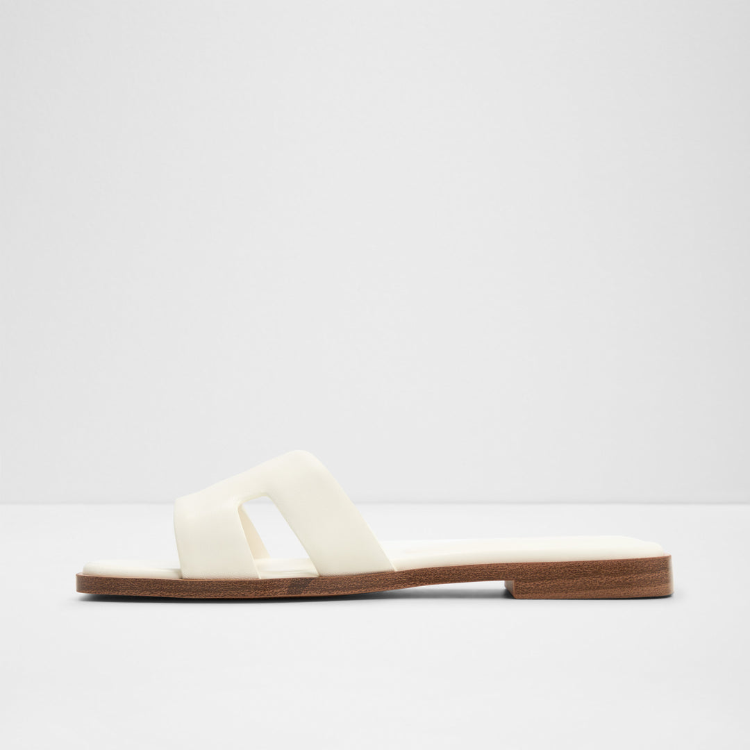 Sandálias rasas em pele branco - ITSANDAL