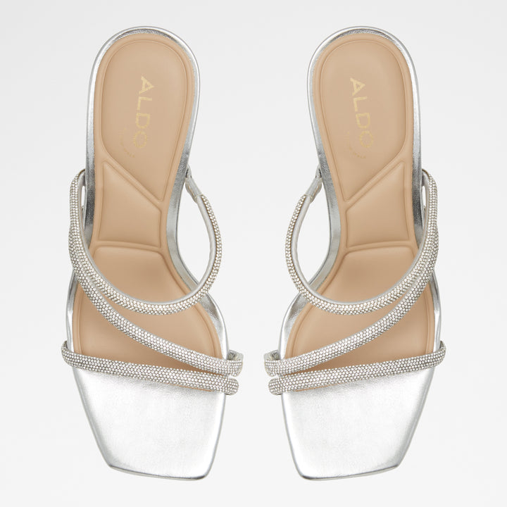 Mules em prateado, salto em funil - JEWELLA