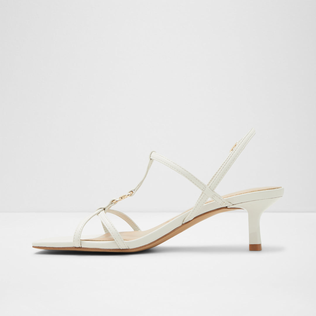 Sandálias em branco, salto fino - JOSEFINA