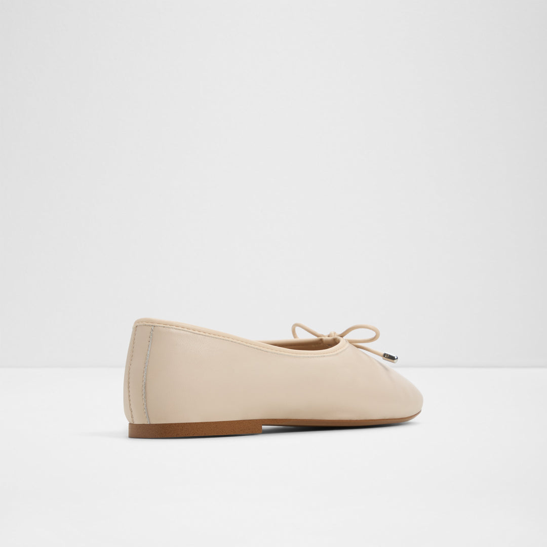 Sabrinas rasas em pele bege - JOSELIE