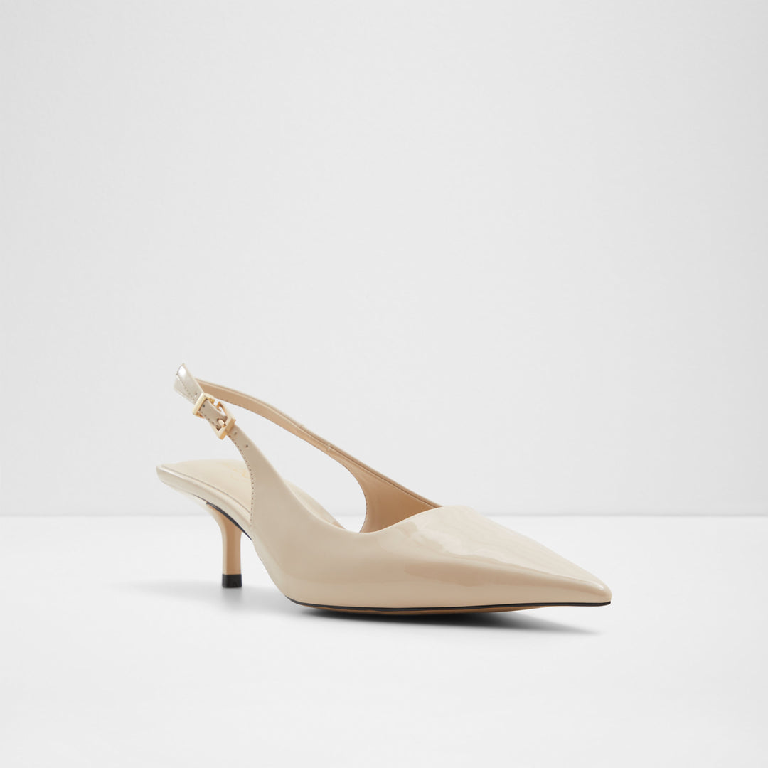 Sapatos em verniz bege, salto em funil - JOSITA