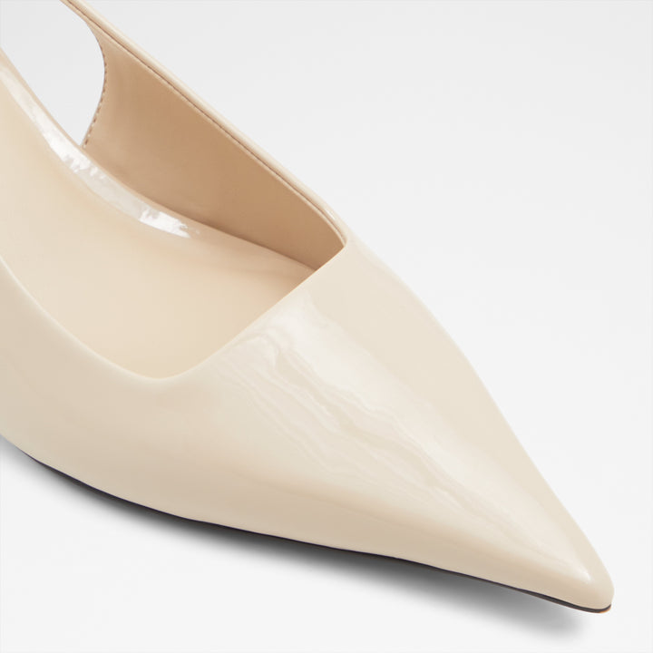 Sapatos em verniz bege, salto em funil - JOSITA