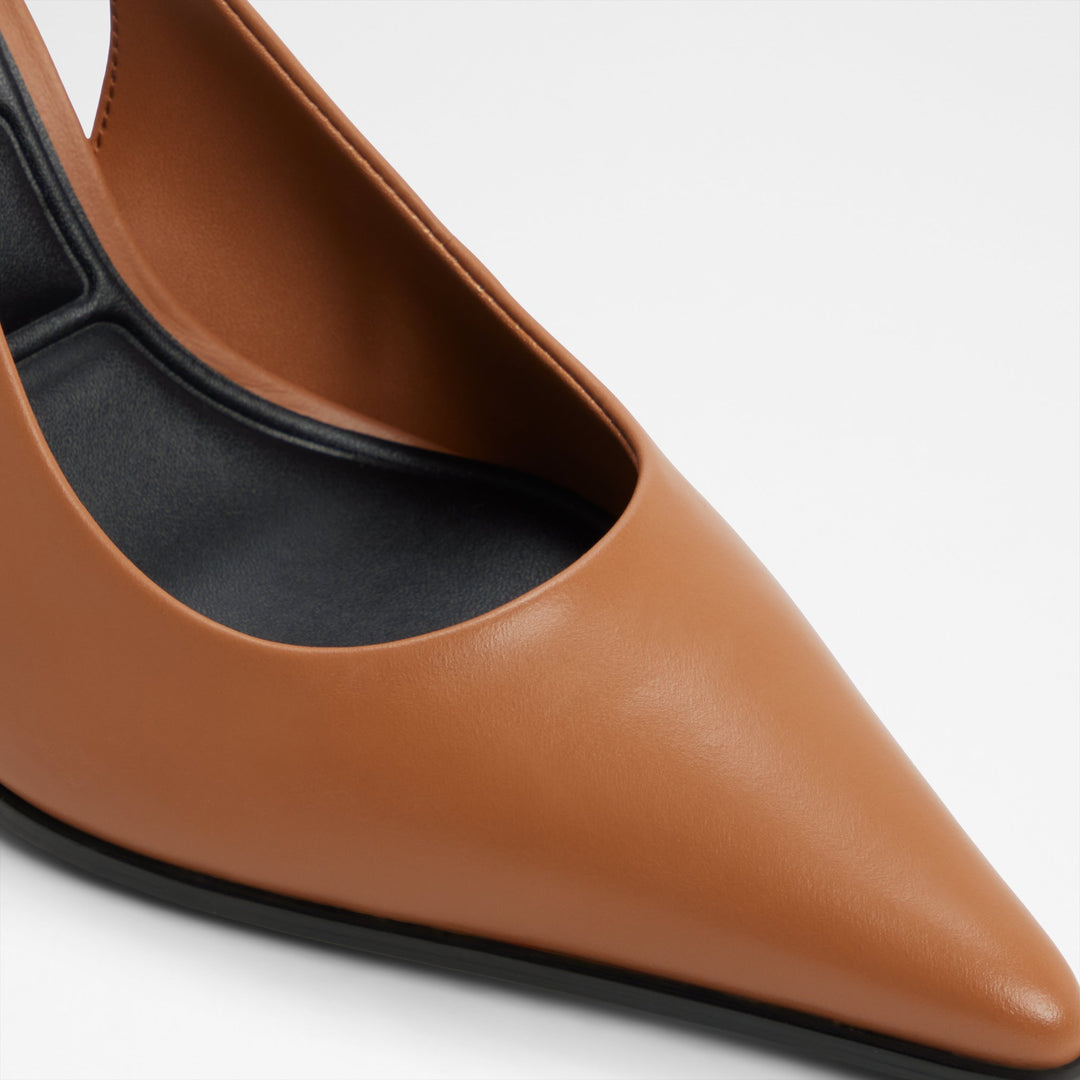 Sapatos em pele preto, salto em funil - JULEZ