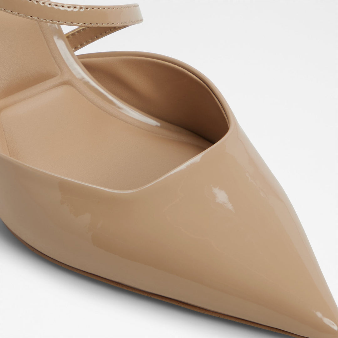 Sapatos em verniz bege, salto em funil - JULEZ