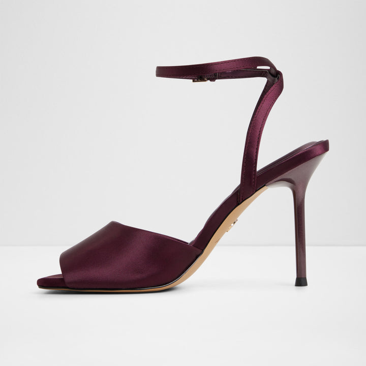 Sandálias em bordô, salto fino - KAIASIEN