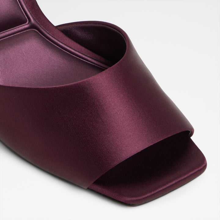 Sandálias em bordô, salto fino - KAIASIEN