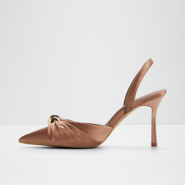 Sapatos em bronze, salto fino - LARSYNN