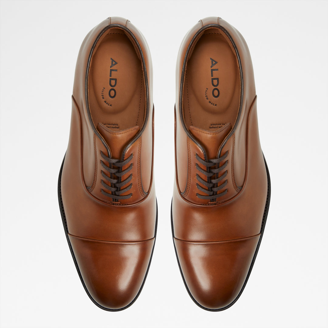 Sapatos clássicos em pele cognac - LAZIO