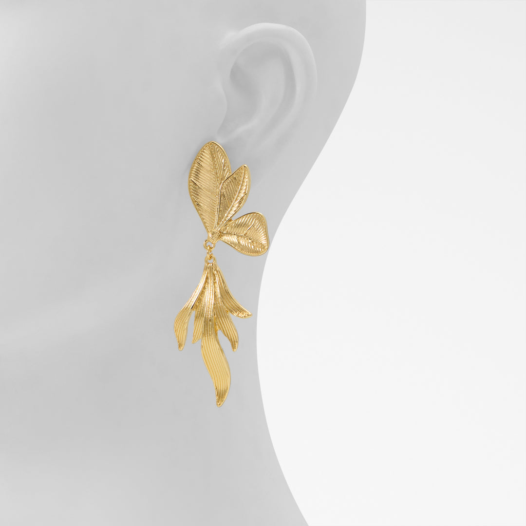 Brincos longos em dourado - LEAFORA