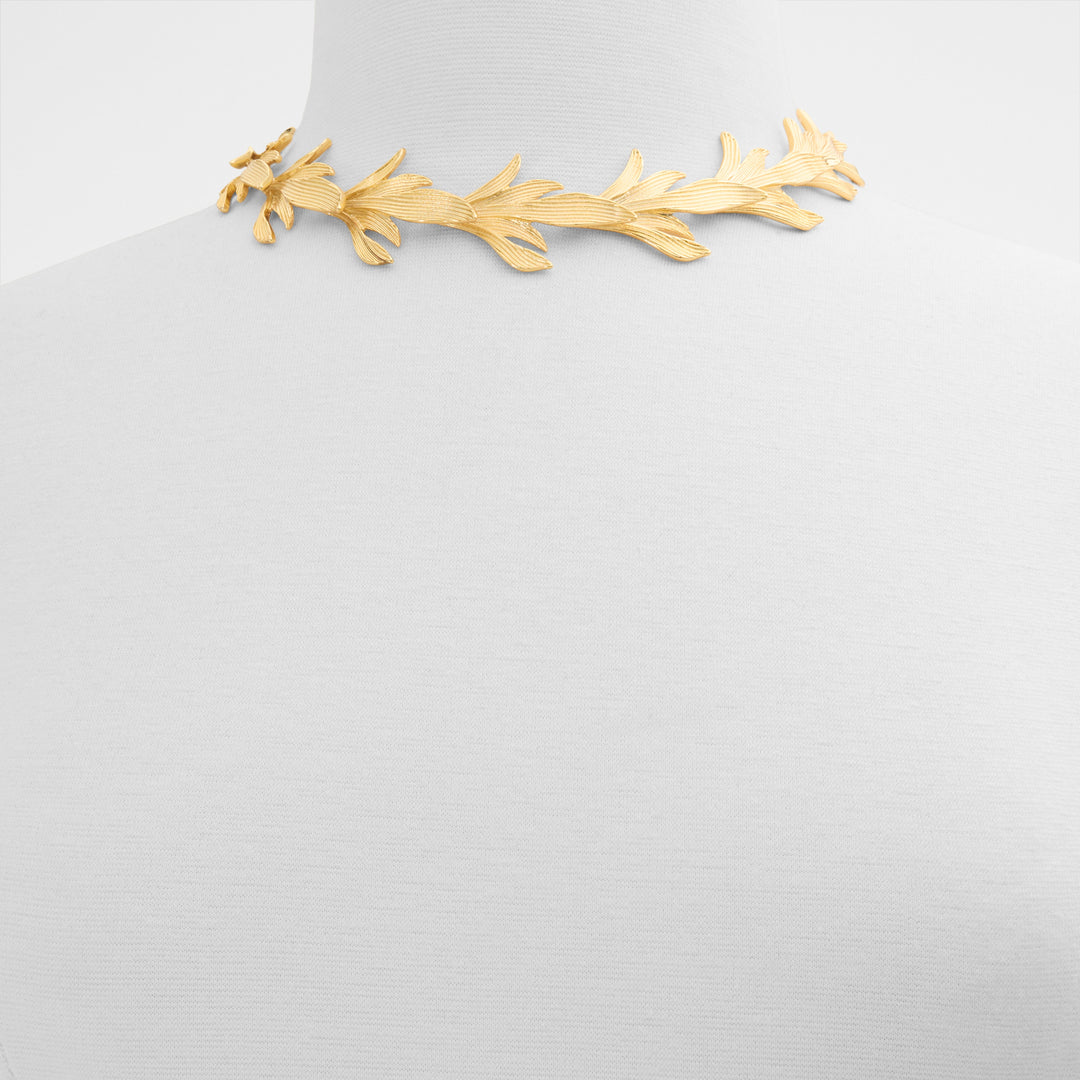 Colar em dourado - LEAFURIA