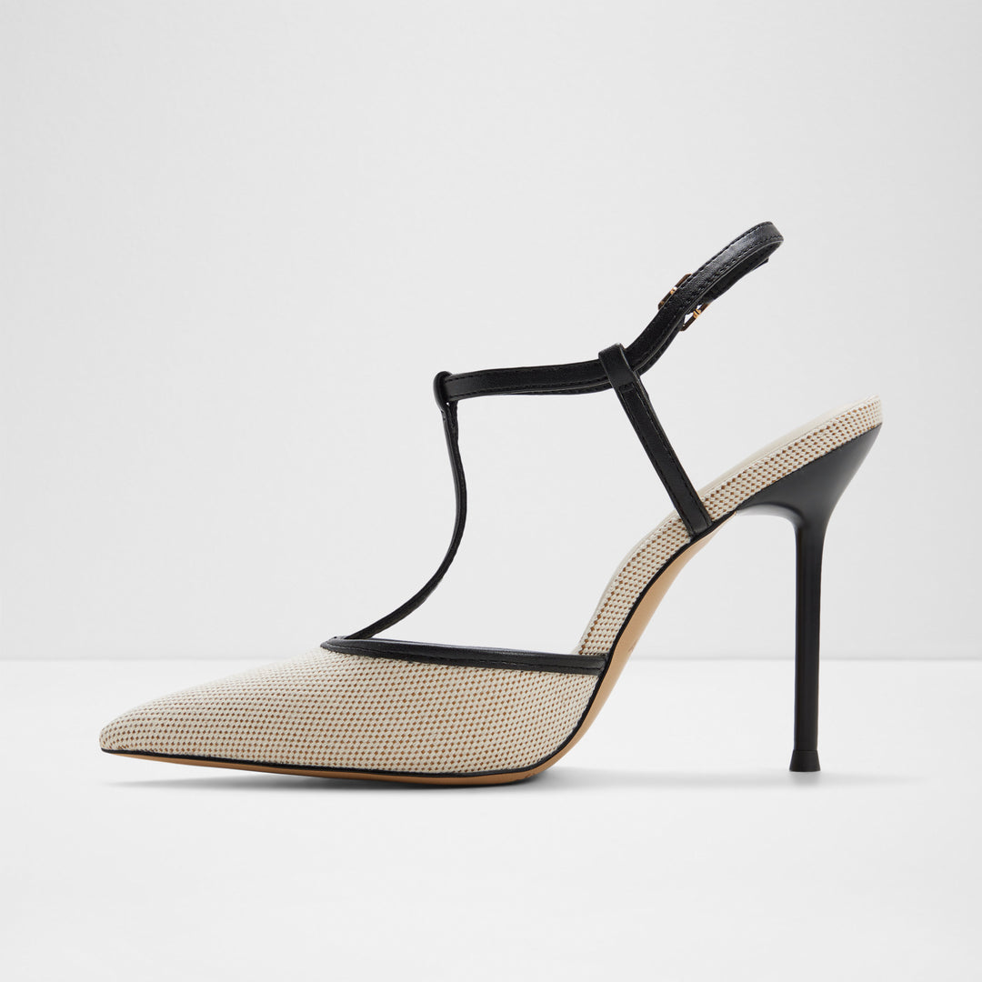 Sapatos em bege, salto fino - LEONNA