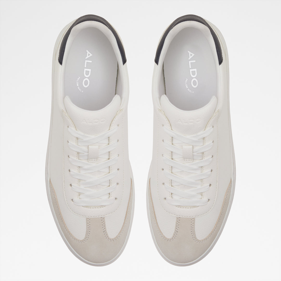 Sapatilhas em branco - LIDO