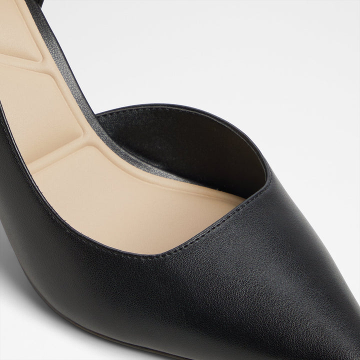 Sapatos em preto, salto em funil - LIVIANNA