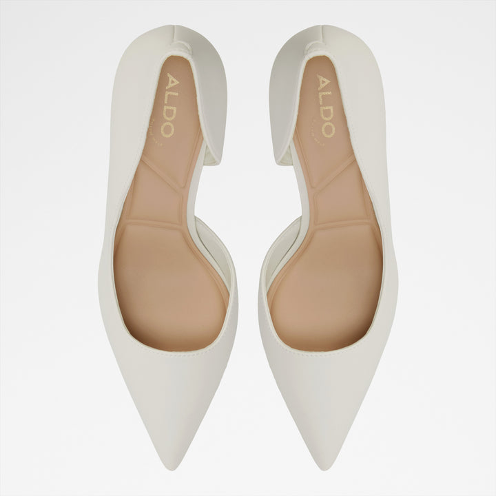 Sapatos em branco cru, salto fino - LIVIANNA