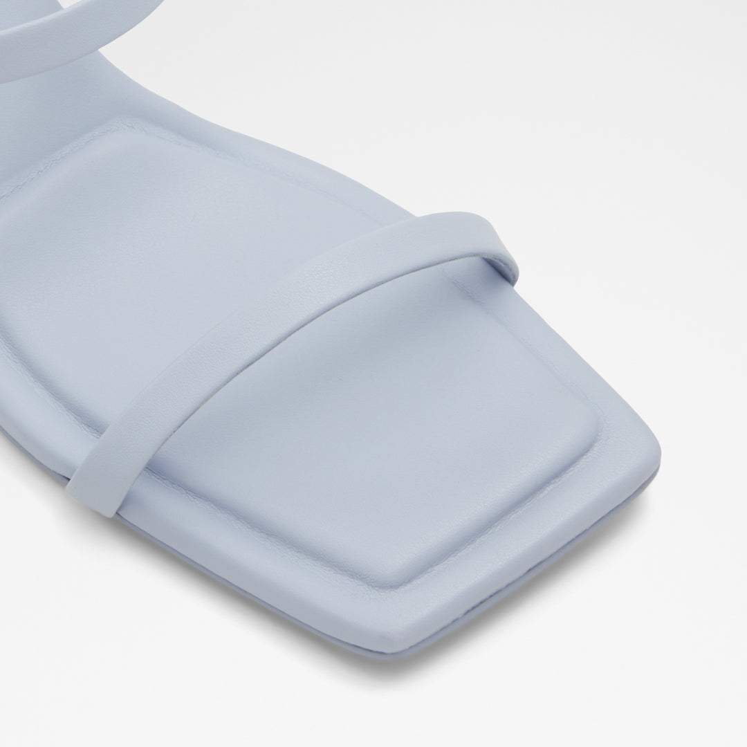 Sandálias em azul, salto em bloco - LOKURR