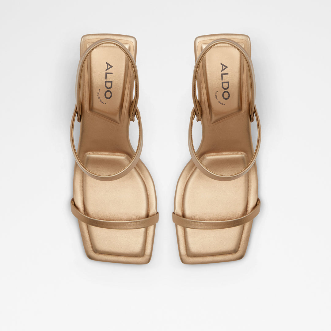 Sandálias em dourado, salto em bloco - LOKURR