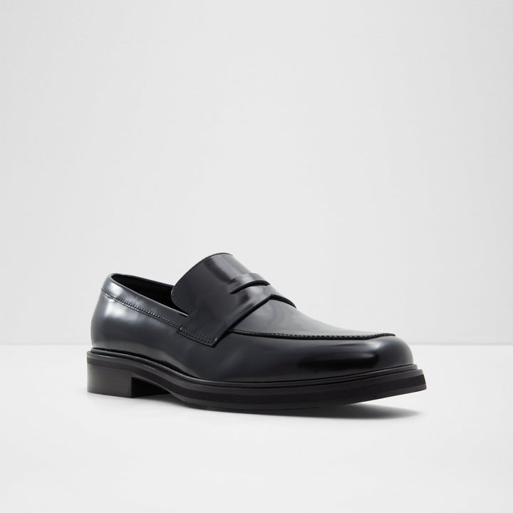 Mocassins em pele preto - LUKA