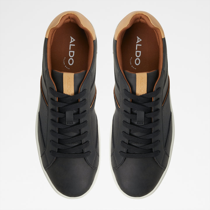 Sapatilhas em preto - MATCHPOINT