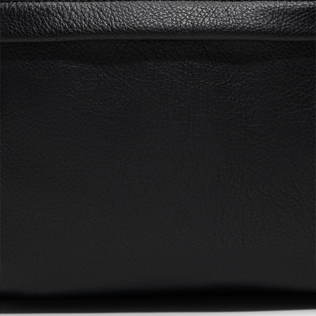 Mochila em preto - MATHAO