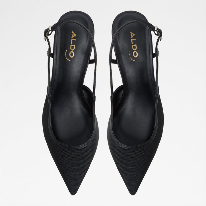 Sapatos em preto, salto em funil - MAXINA