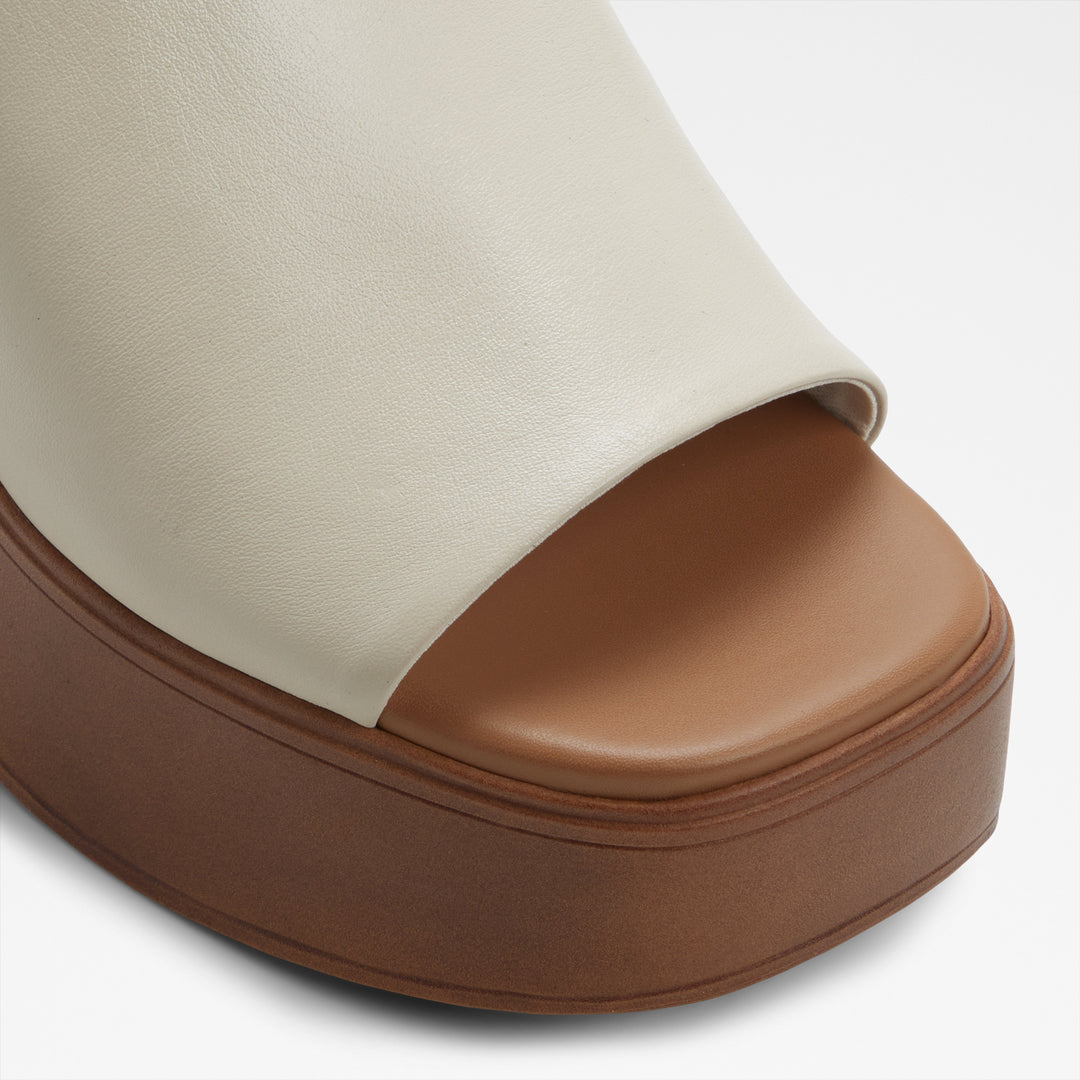 Mules em pele branco cru, salto em bloco com plataforma - MAYSEE