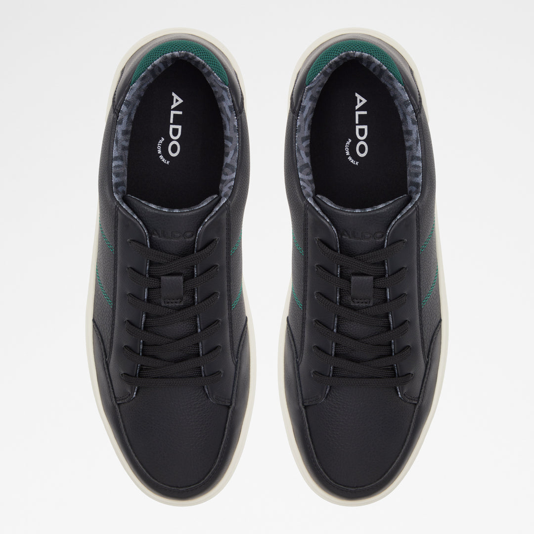 Sapatilhas em preto - MIDCOURT