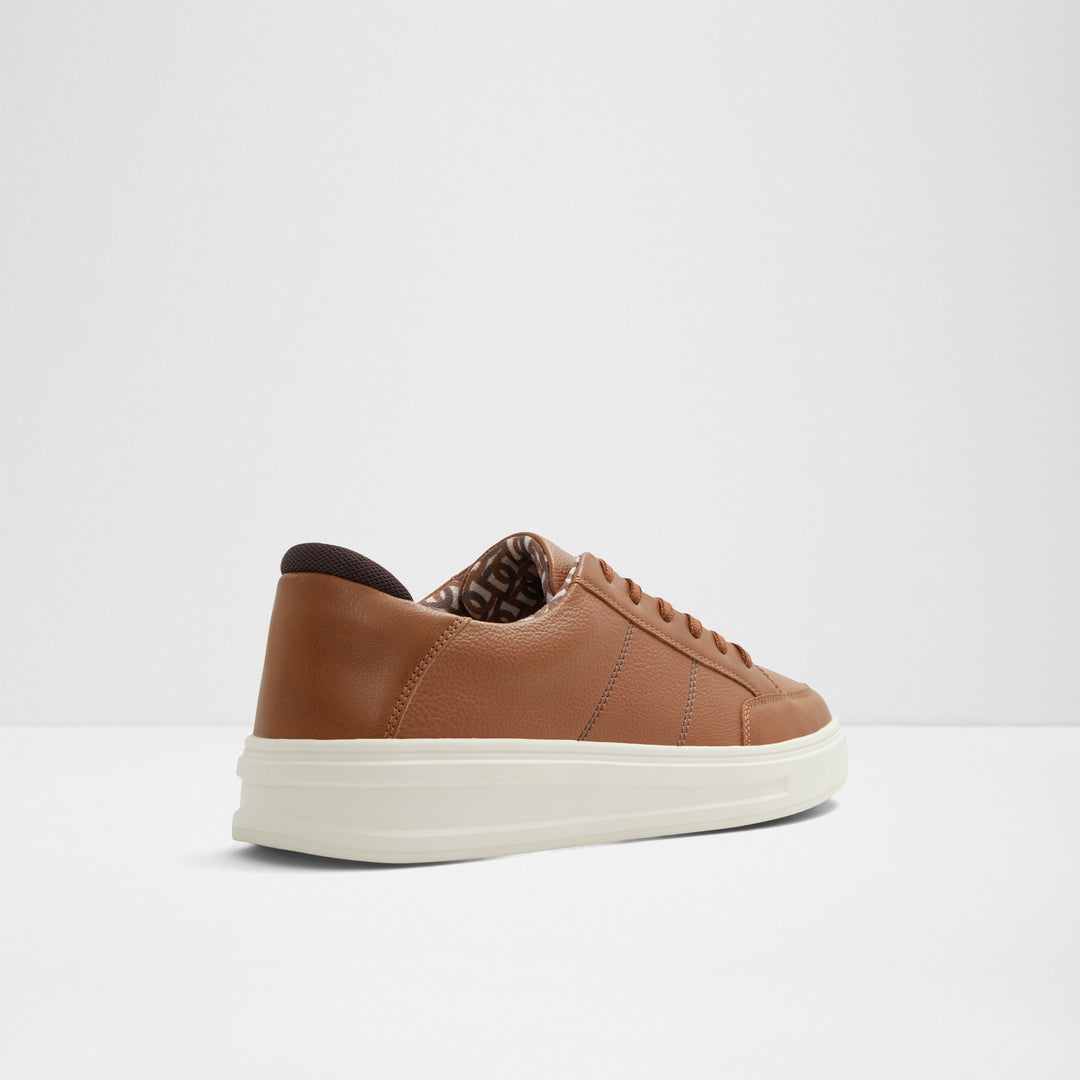 Sapatilhas em cognac - MIDCOURT