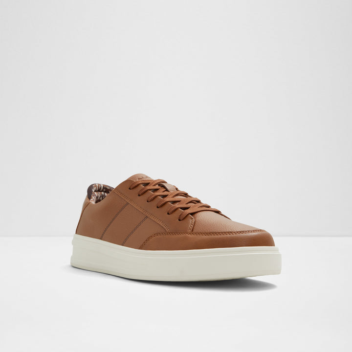 Sapatilhas em cognac - MIDCOURT