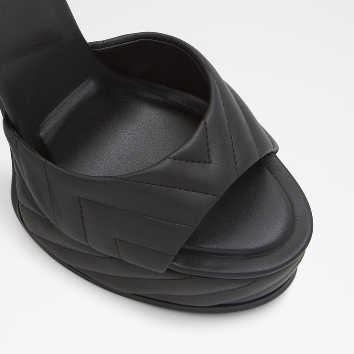 Sandálias em preto, salto em bloco com plataforma - MILENA