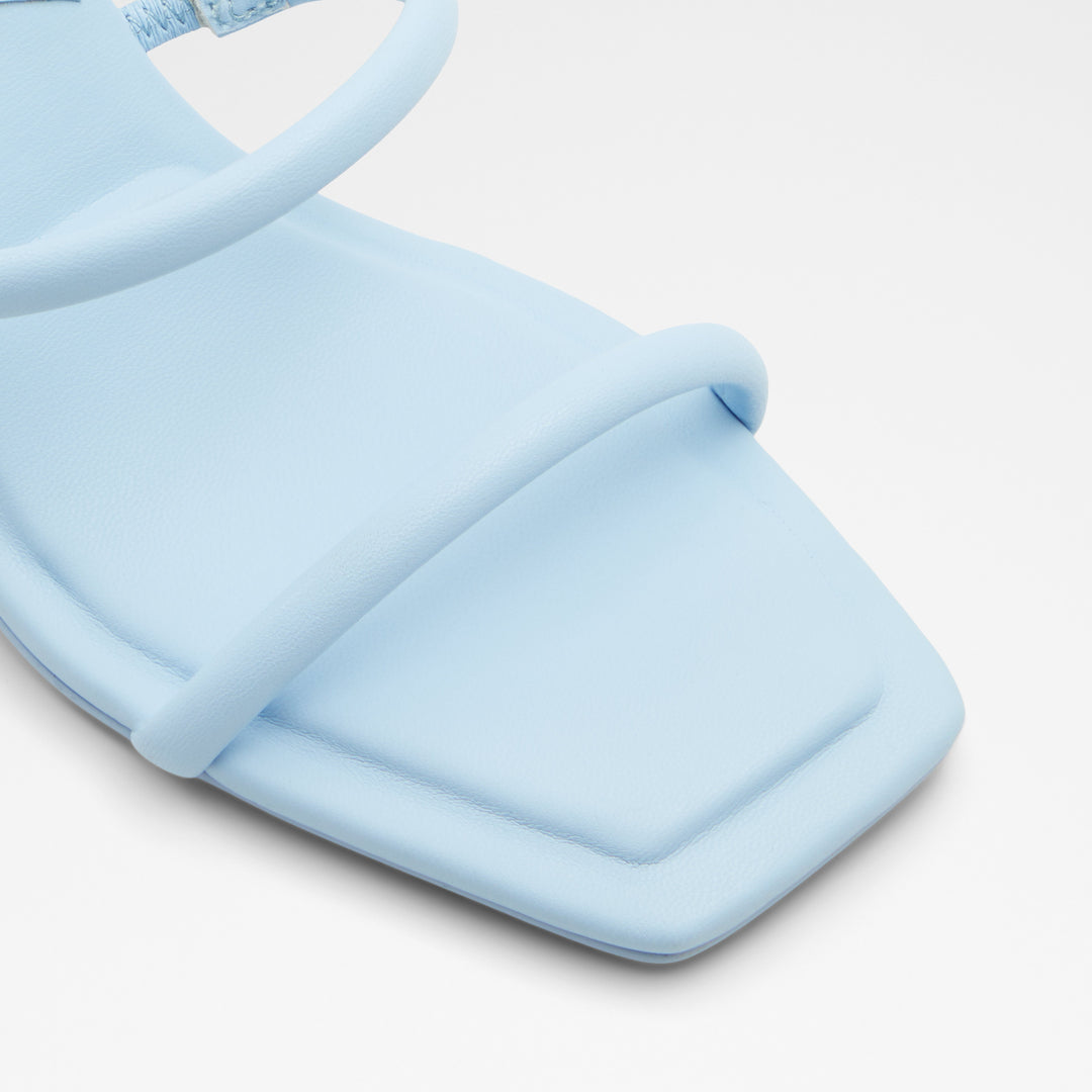 Sandálias em azul, salto em bloco - MIRAN