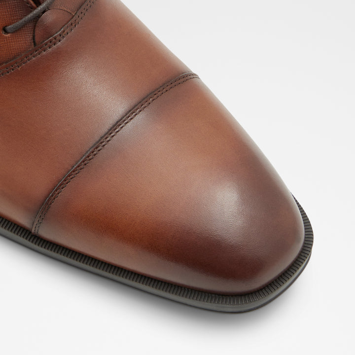 Sapatos clássicos em pele cognac - MIRAYLLE